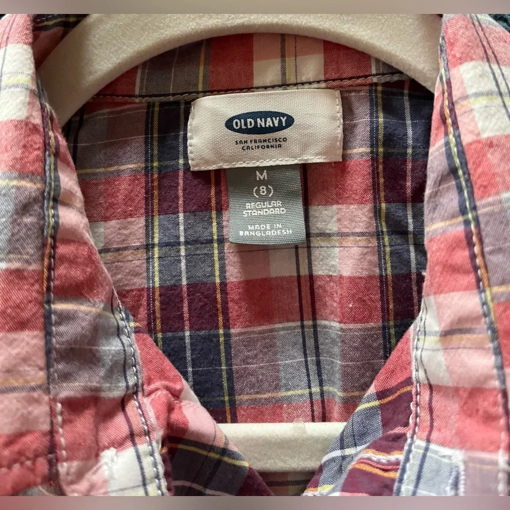 Old Navy Boys plaid button down long sleeve shirt, size 8 pink/blue